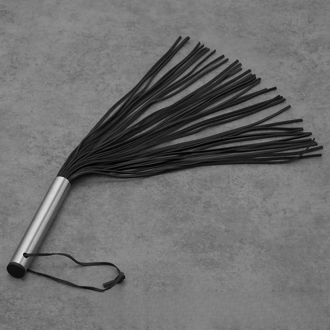 Flogger mit Aluminiumgriff