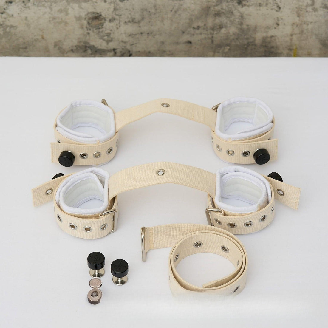 Hand- und Fußfesseln-Set Weiß