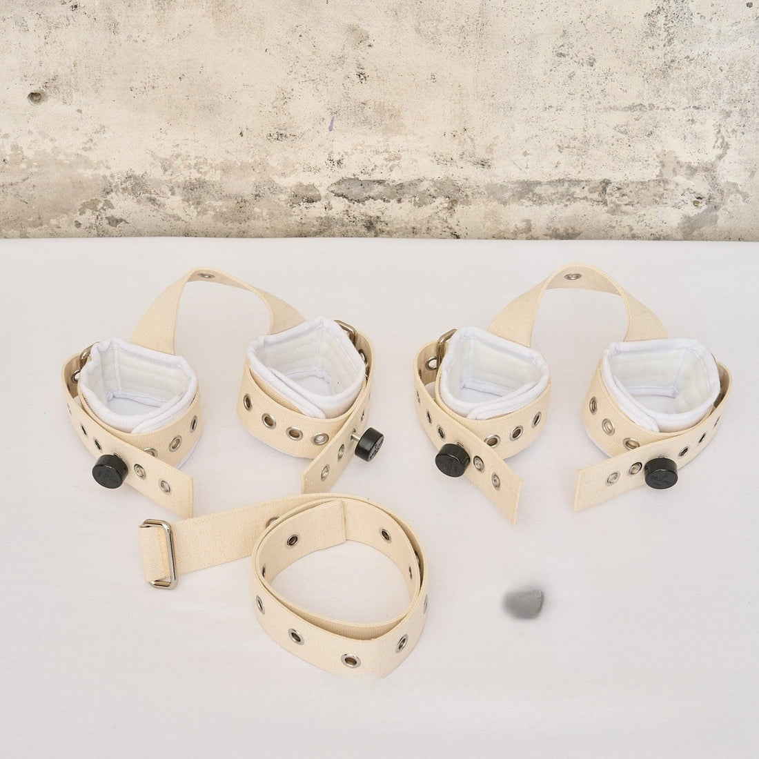 Beinspreizer BDSM Set Weiß