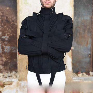 Schwarze Zwangsjacke